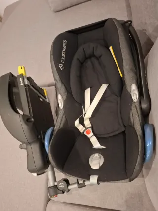 Maxi-Cosi CabrioFix con base Isofix