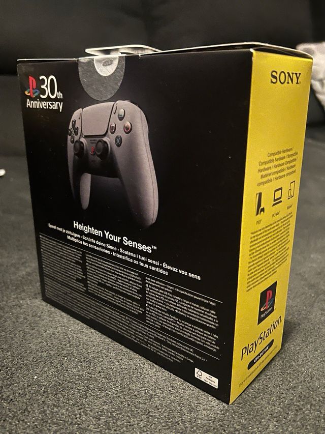Mando DualSense 30 Aniversario Sony