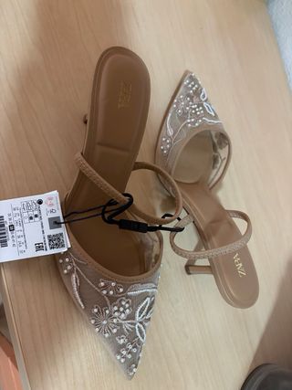 Sandalias Zara Pico Perlas Malla Beige