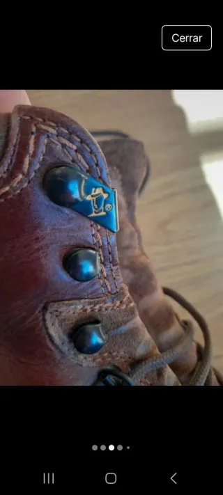 Botas marrones para sierra y ciudad