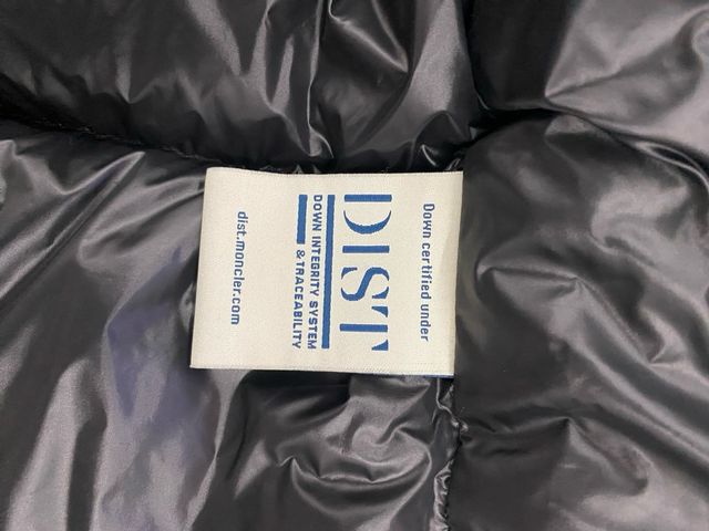 Abrigo Moncler Negro