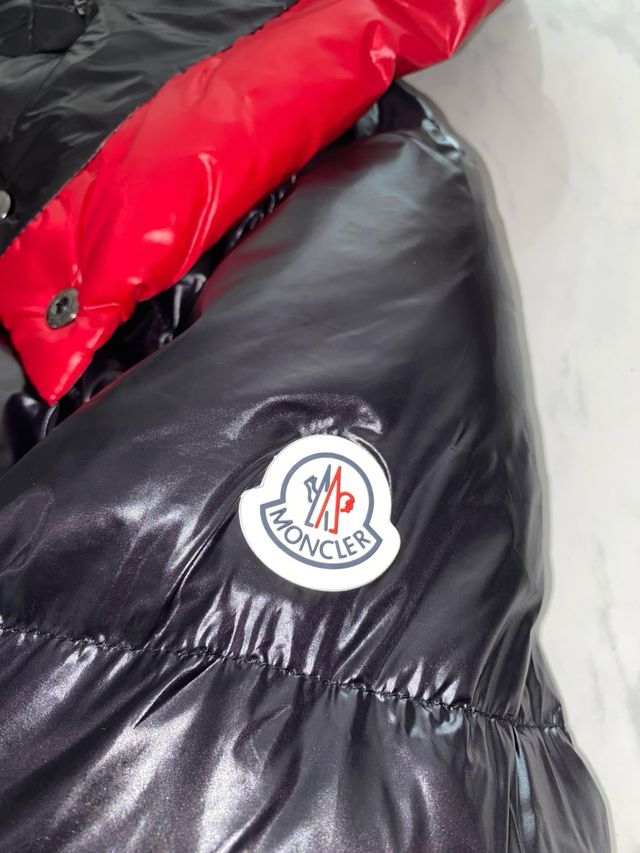 Abrigo Moncler Negro