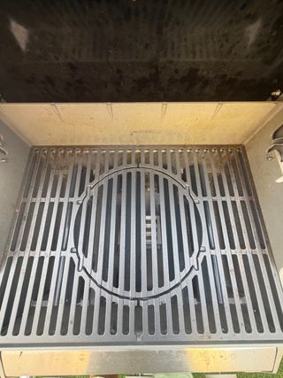 Barbecue semi-nuovo Weber a 3 fuochi