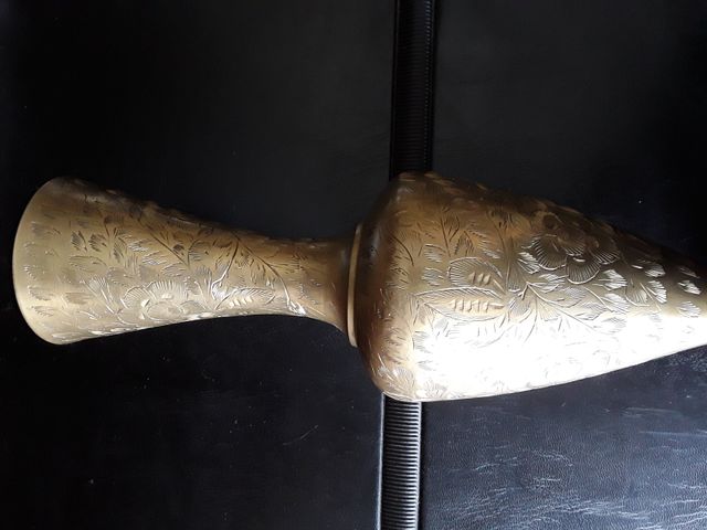 Jarrones Bronce Tallados India (2 Unidades)