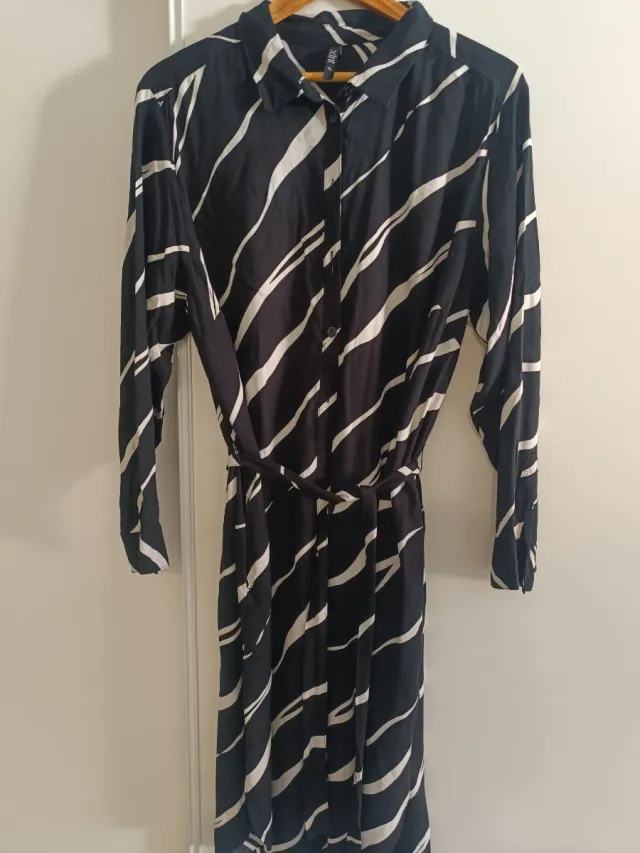 Vestido camisero largo estampado abstracto