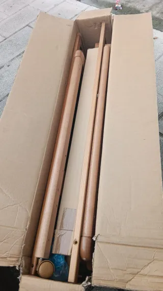 Cuna de bebé de madera