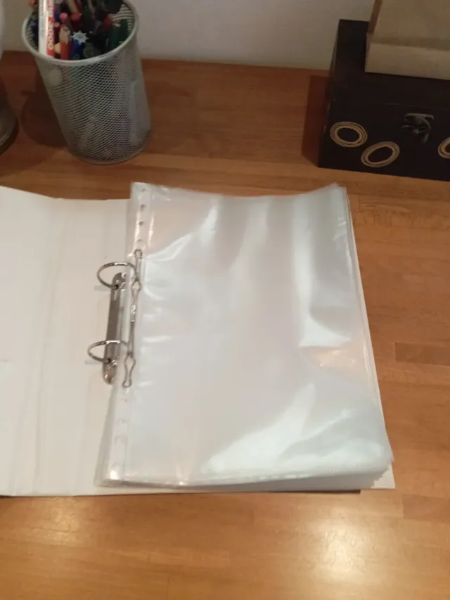 Lote 3 archivadores blancos