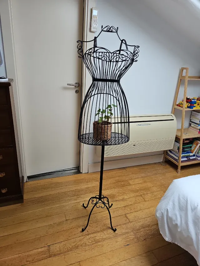 Perchero Maniquí Forja Negro