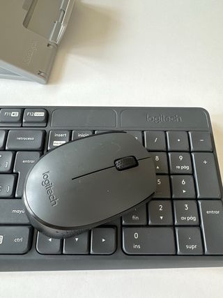 Teclado, Mouse y Elevador Laptop 