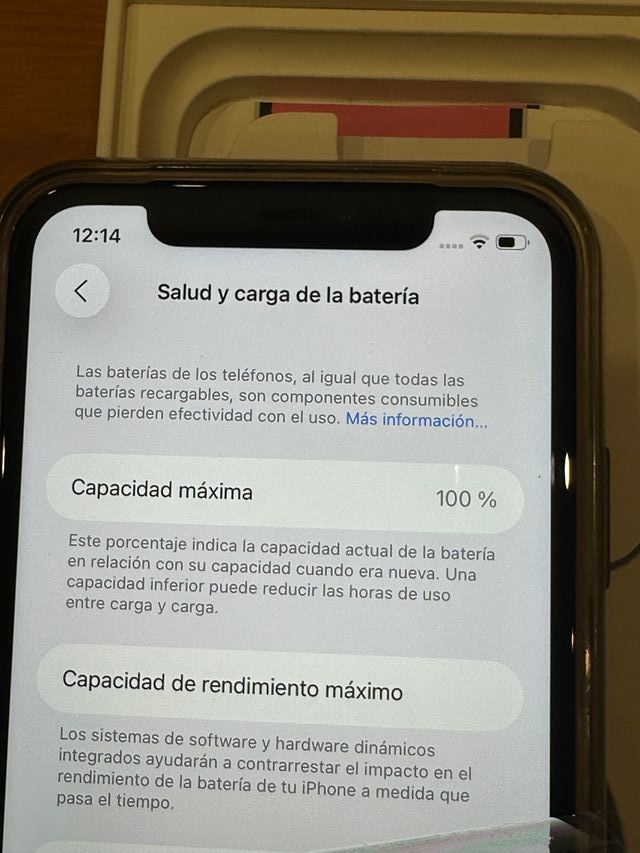 Custodia originale nera per iPhone 11 come nuova