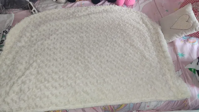 Mantita bebé pelo suave