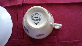 Tazza e piattini porcellana Royal Vale