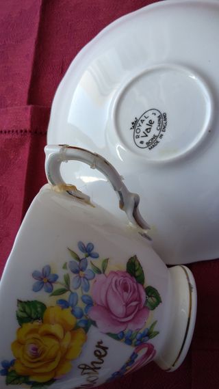 Tazza e piattini porcellana Royal Vale