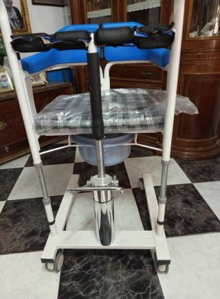 Silla elevadora azul