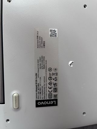 Ordenador portatil Lenovo  Gris