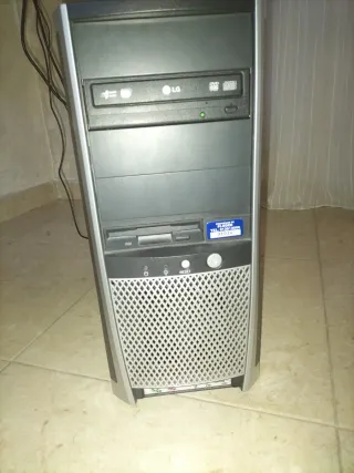 PC LG Oficina Negro/Gris