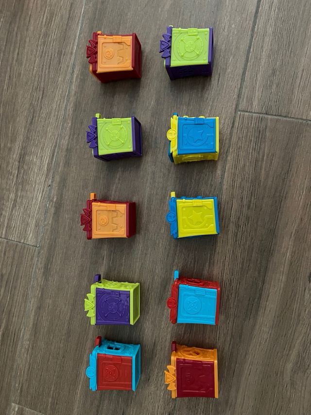 SuperThings Cabinas Secretas