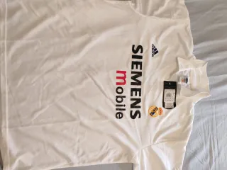 Camiseta 2002. Raúl. XL .Etiqueta original.