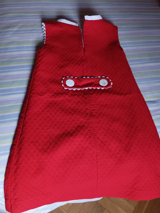 Lote 4 vestidos niña