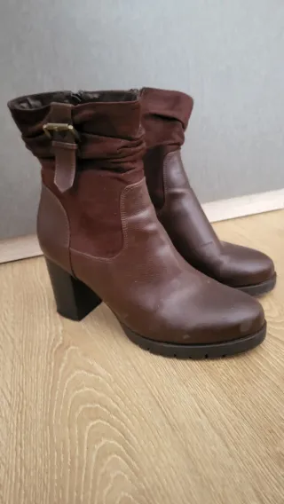 Botas marrones tacón