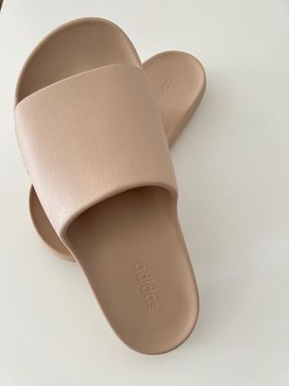 Chanclas Adidas Adilette Beige
