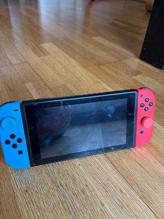 Nintendo Switch Azul y Rojo