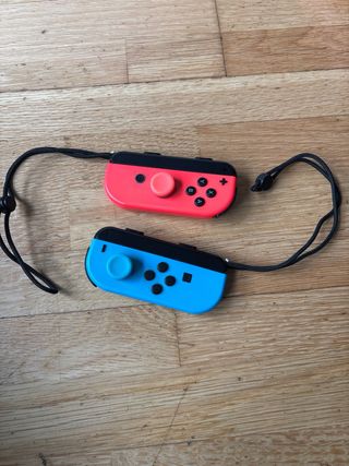 Nintendo Switch Azul y Rojo