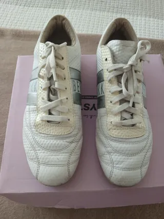 Deportivas Bikkembergs Blancas y Plateadas