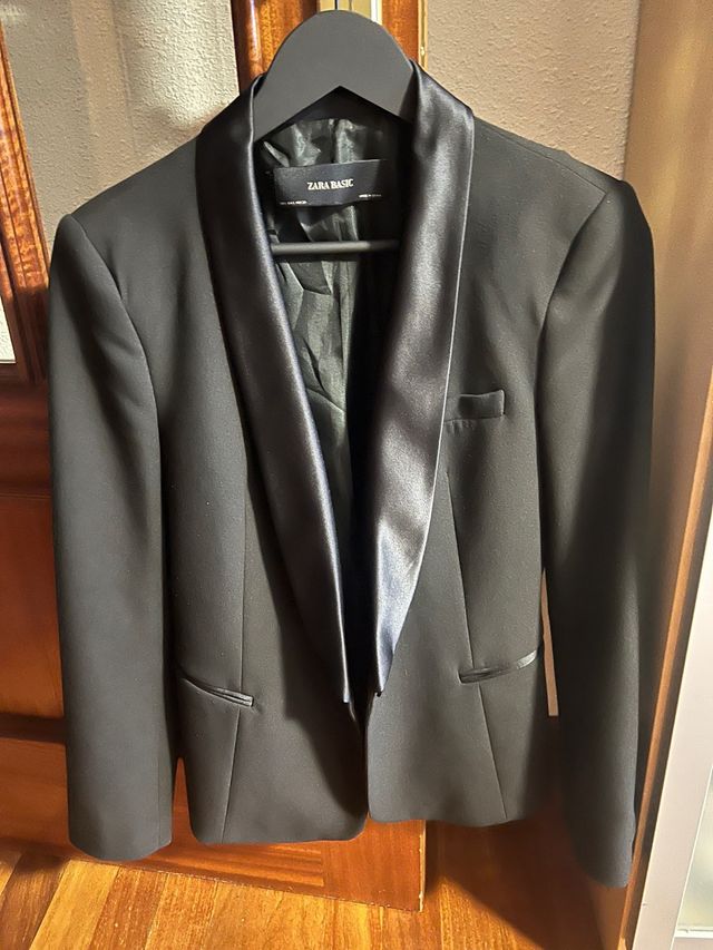 Americana negra de Zara mujer