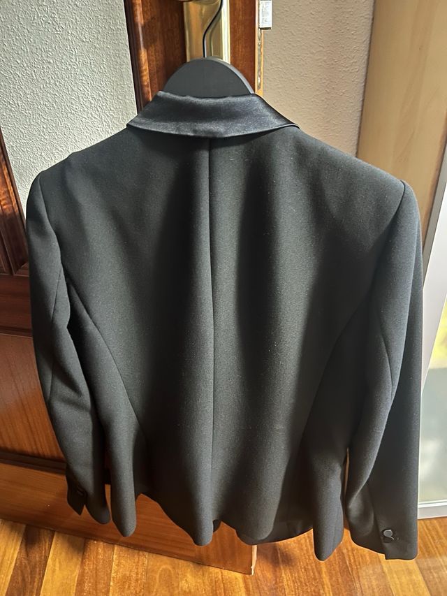 Americana negra de Zara mujer