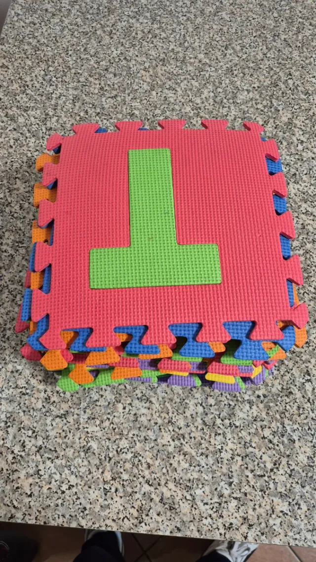 Tappeto lettere componibili gomma