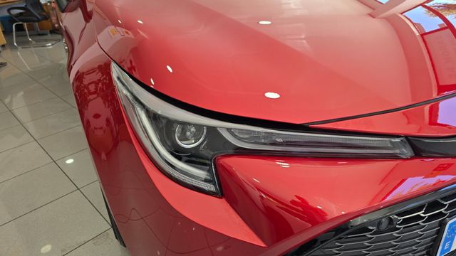 Toyota Corolla 2.0 180H GR-SPORT E-CVT