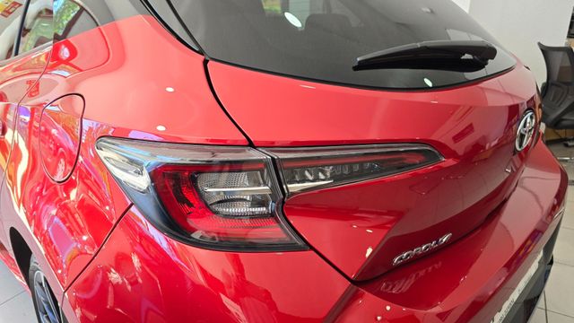 Toyota Corolla 2.0 180H GR-SPORT E-CVT