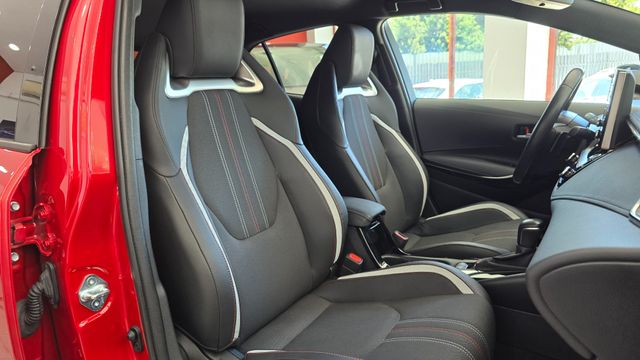 Toyota Corolla 2.0 180H GR-SPORT E-CVT