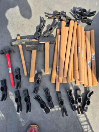 22 Martillos de mano y mazos