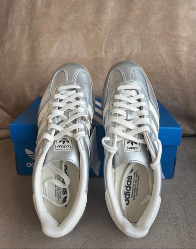 Adidas Gazelle Plateadas Talla 42