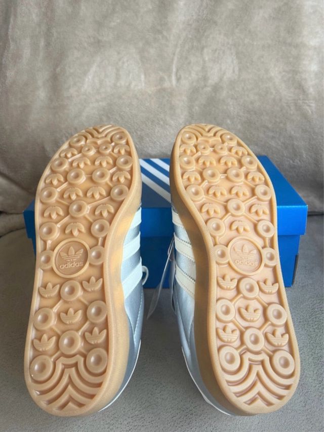 Adidas Gazelle Plateadas Talla 42