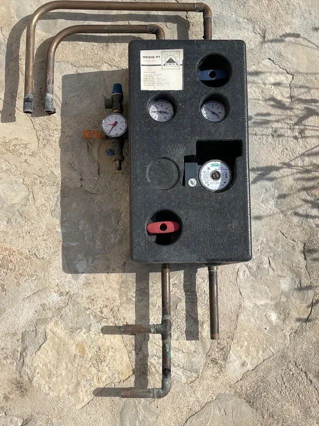 Estación Solar RESOL P1 con Bomba WILO