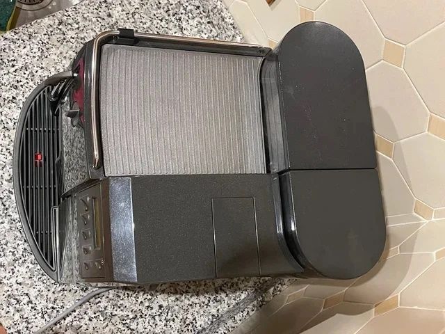 Cafetera Automática "Saeco Royal Digital"