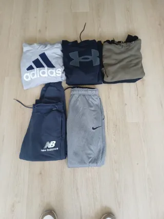 Lote de ropa en buen estado,todo original
