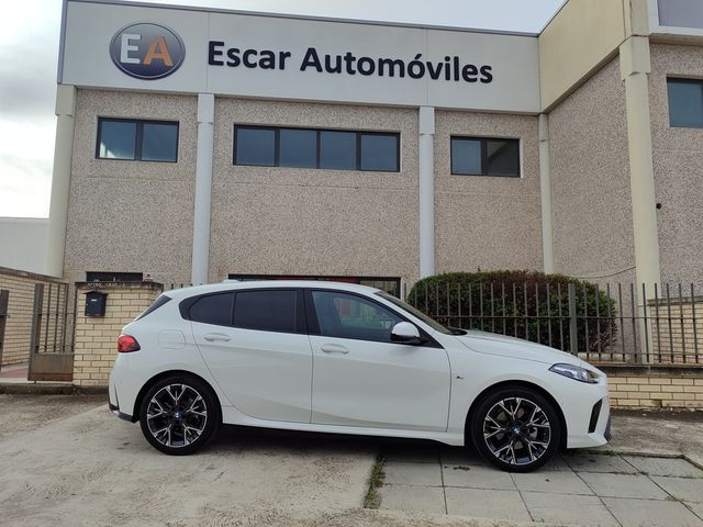 BMW Serie 118d Paquete M, 25000 kms, automatico !!
