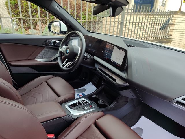 BMW Serie 118d Paquete M, 25000 kms, automatico !!