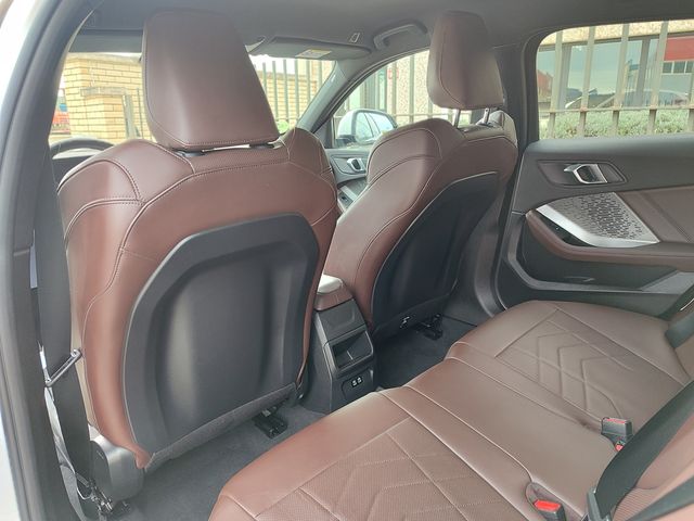 BMW Serie 118d Paquete M, 25000 kms, automatico !!