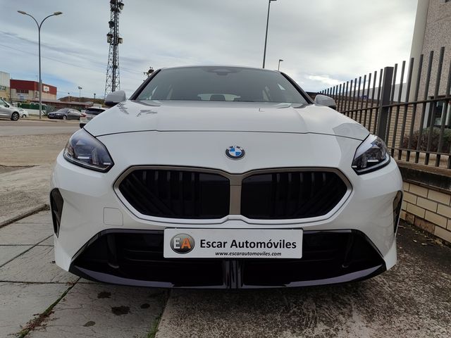 BMW Serie 118d Paquete M, 25000 kms, automatico !!