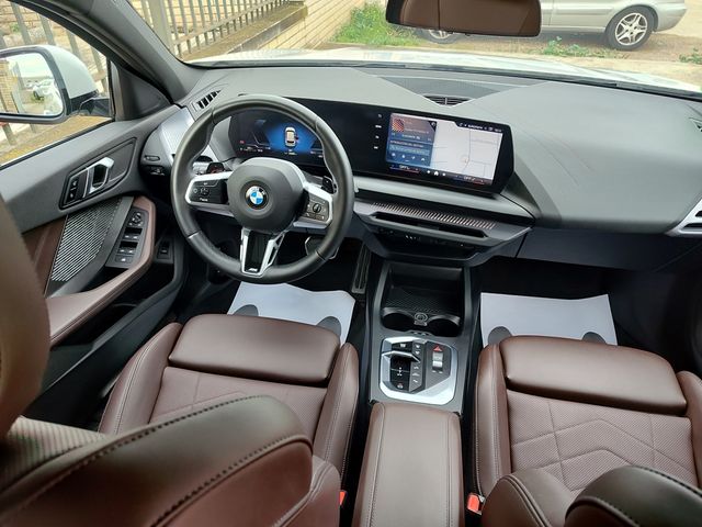 BMW Serie 118d Paquete M, 25000 kms, automatico !!