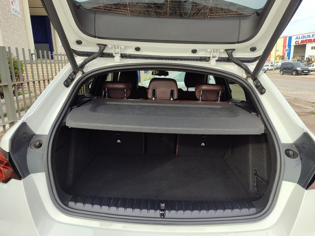 BMW Serie 118d Paquete M, 25000 kms, automatico !!