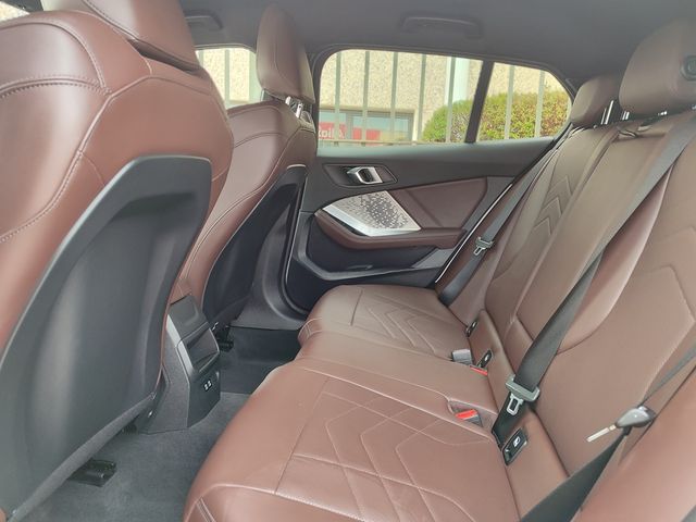 BMW Serie 118d Paquete M, 25000 kms, automatico !!