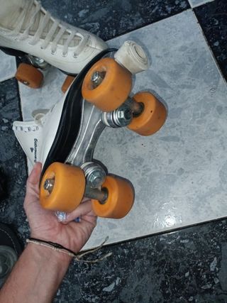 Patines 4 ruedas Boomerang + Accesorios talla 35