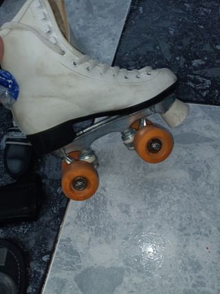 Patines 4 ruedas Boomerang + Accesorios talla 35