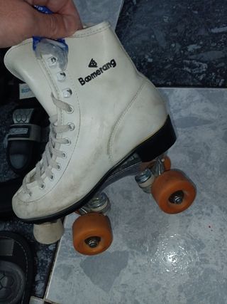 Patines 4 ruedas Boomerang + Accesorios talla 35